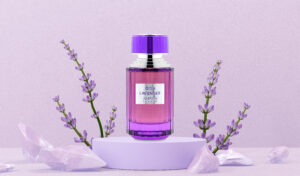 Podium, stand, platform with lavender flowers and crystals of sea salt on pastel purple background. Mock up for the exhibitions,presentation of products, therapy, relaxation and health -3d render.